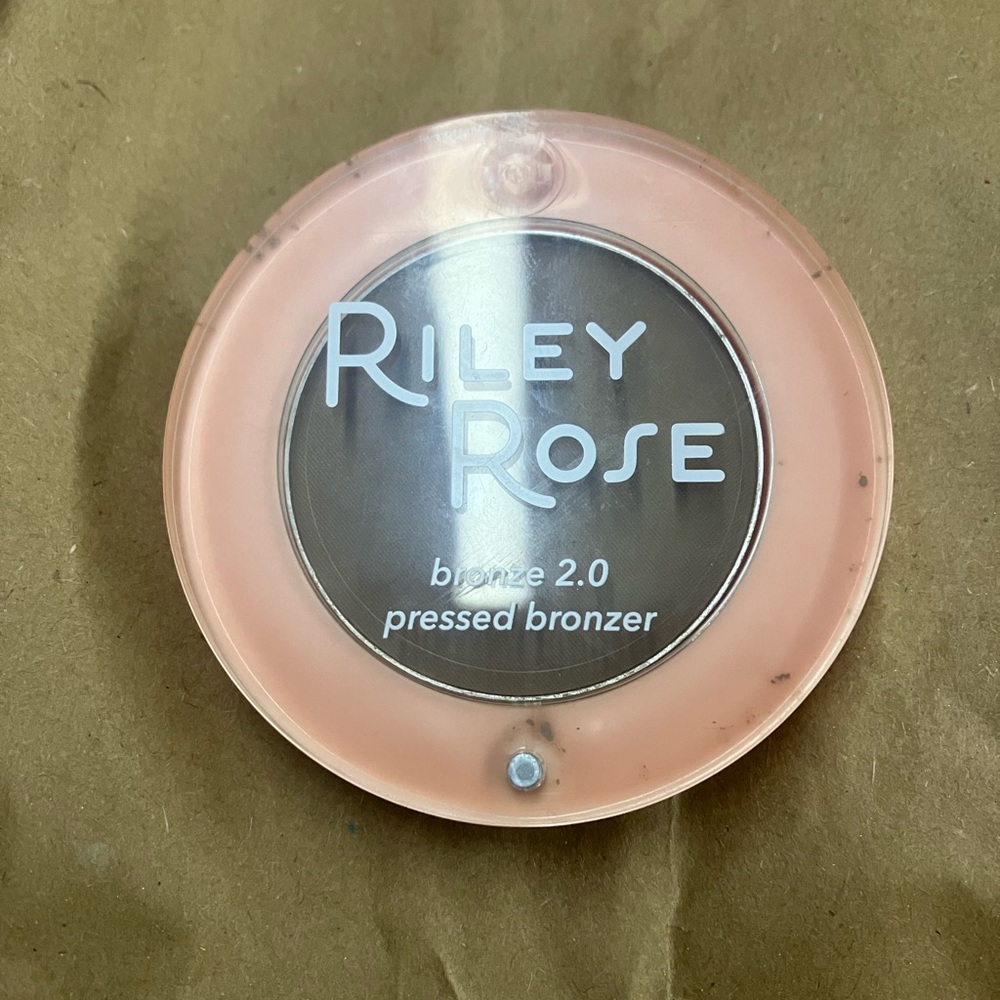 F21 bronzer - Picture 2 of 6